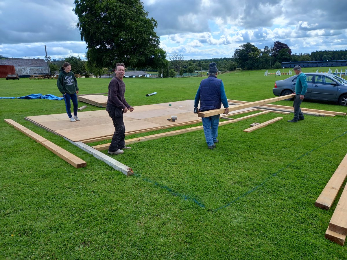 Have you got your dancing shoes ready for tomorrow's #MullingarShow? We are getting the dance floor ready for you. See you there tomorrow!