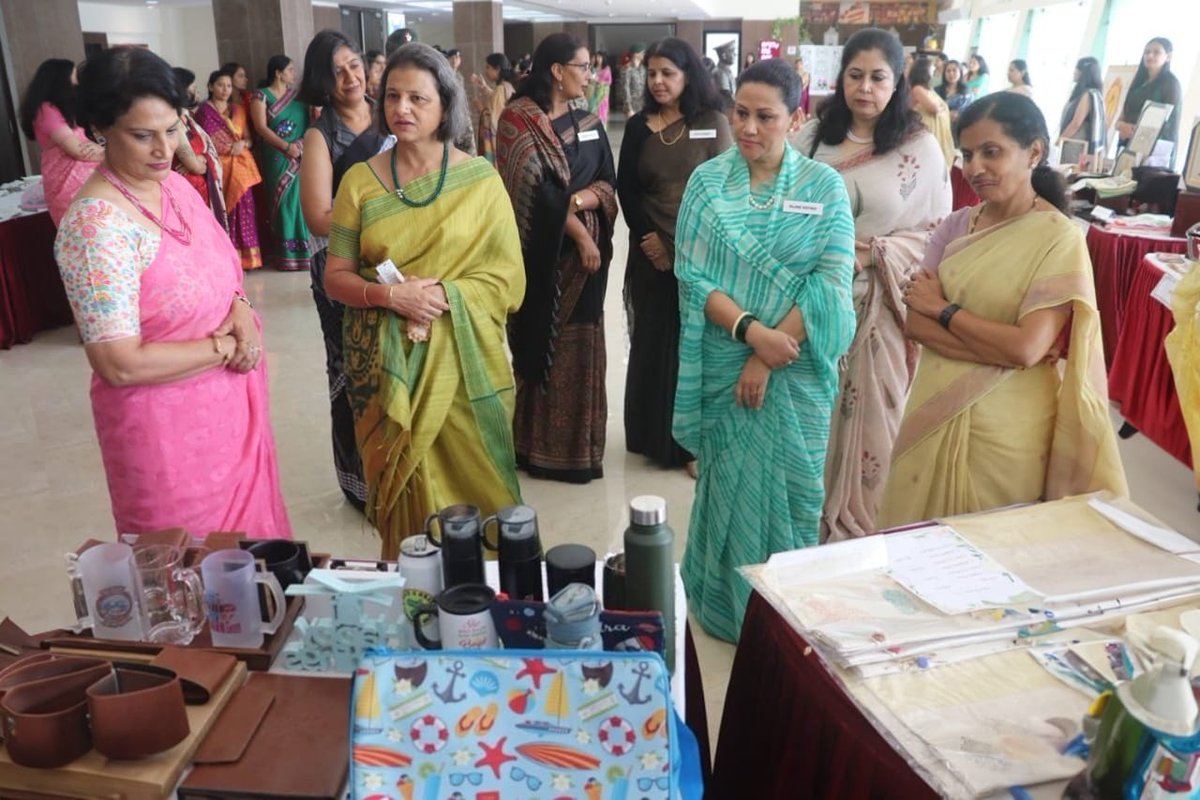 OfficialAwwa's tweet photo. ‘Be #Happy, Be You’
As part of #AWWA outreach 
Mrs Archana Pande, President #AWWA interacted with the beneficiaries of #Bhatinda Military Station. https://t.co/zbUGxqsMya
