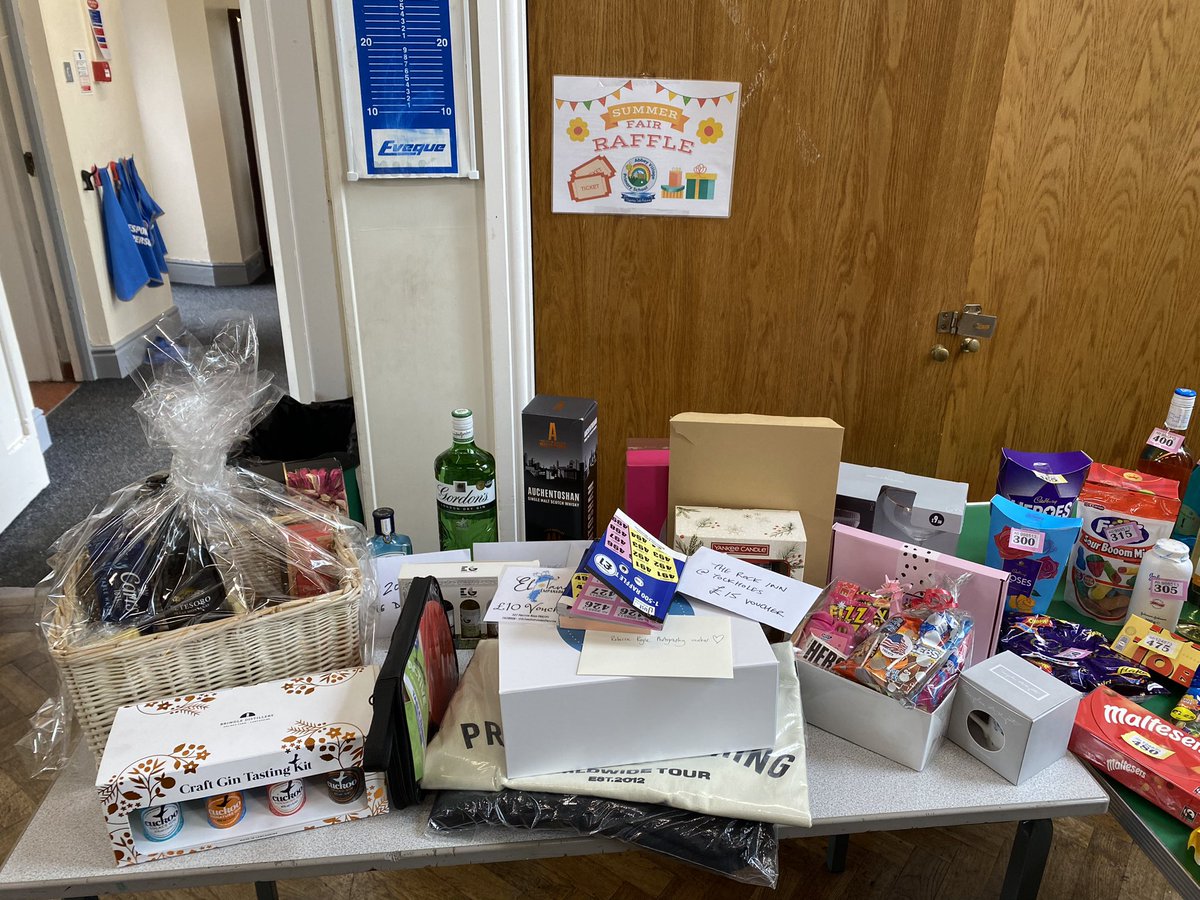 MissHopkinsAVPS's tweet photo. Our Summer fair is happening today… 12-2pm! Come and join us! @AbbeyVillagePS https://t.co/qckq8j3cIp