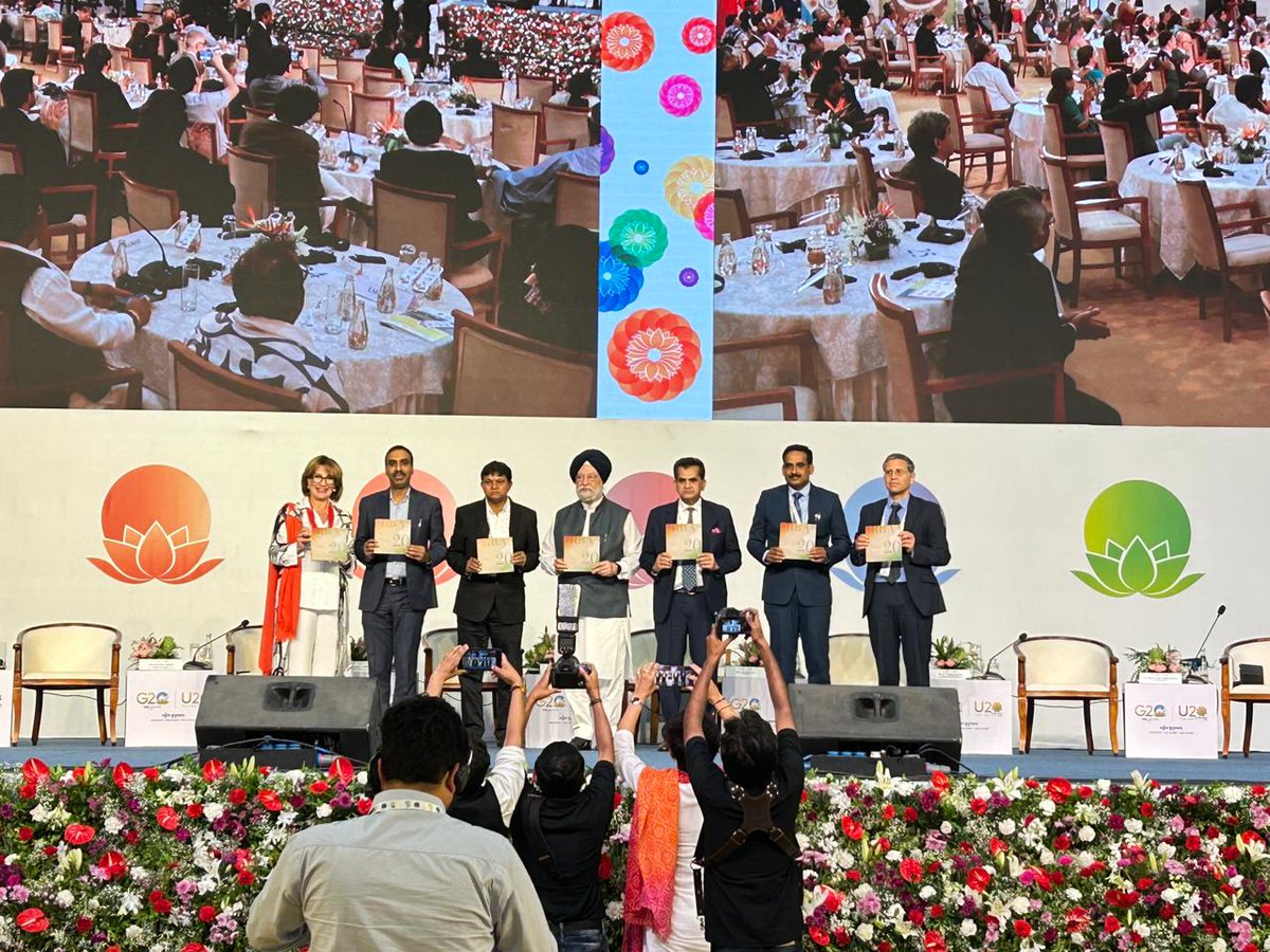 U20India's tweet photo. 📢🎉✨ What a moment of immense joy &amp; pride! The Official handover of the #Communiqué is a milestone in our journey towards impactful urbanisation. The collaboration between cities &amp; national governments shines bright as we work together for a sustainable future. 
#G20India https://t.co/N7vponXVZc