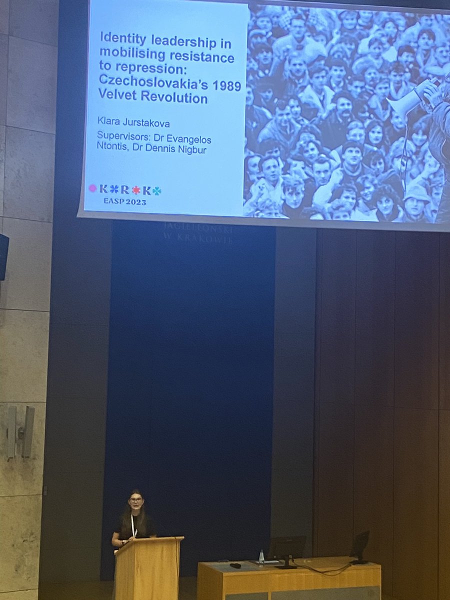 Great experience at @easp2023krk to see the Queens Crowds research be presented, and to meet many new people. Really enjoyed watching @CCCUPsychology’s @nuurimt present liminality and identity consolidation, @KJurstakova presenting her PhD research on the Velvet Revolution.
