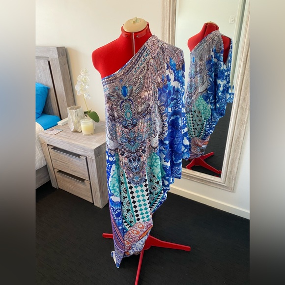 SuchGee's tweet photo. So good I had to share! Check out all the items I'm loving on @Poshmarkapp from @Beale4Cathy #poshmark #fashion #style #shopmycloset #forevernew #unknownbrand: https://t.co/UGTZWoWguZ https://t.co/l2J99y7Qoz