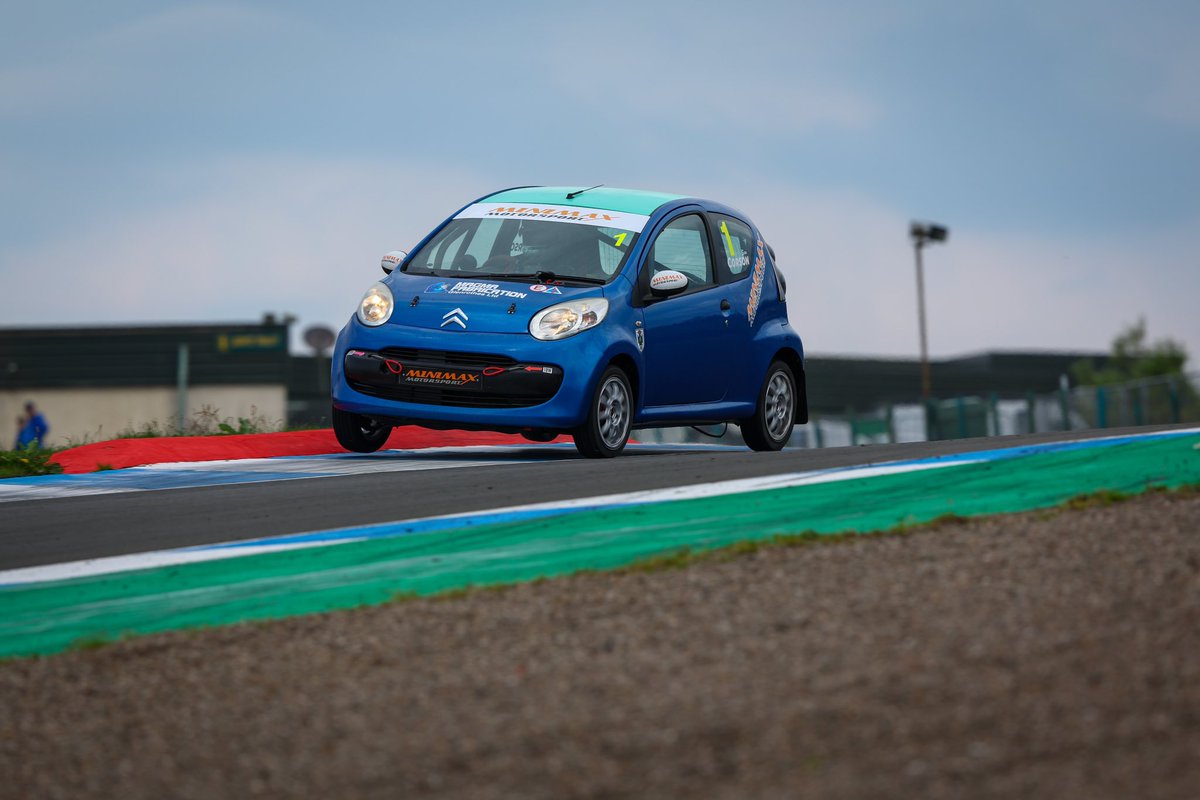 That's a wrap on this morning's warm-up sessions. 

We head onto 3 qualifying sessions &amp; 6 intense races! 

Tickets can be purchased at the gate.