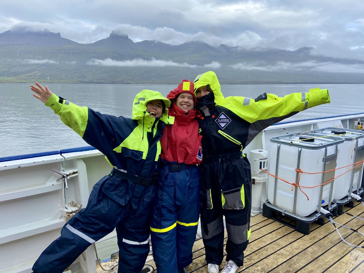 Back from Iceland and another fantastic field trip! This time with @rv_skagerak_gu, but none the less adventurous 🐳🏔️🌊 Feel very grateful to have been a part of such an amazing crew onboard ⛴️