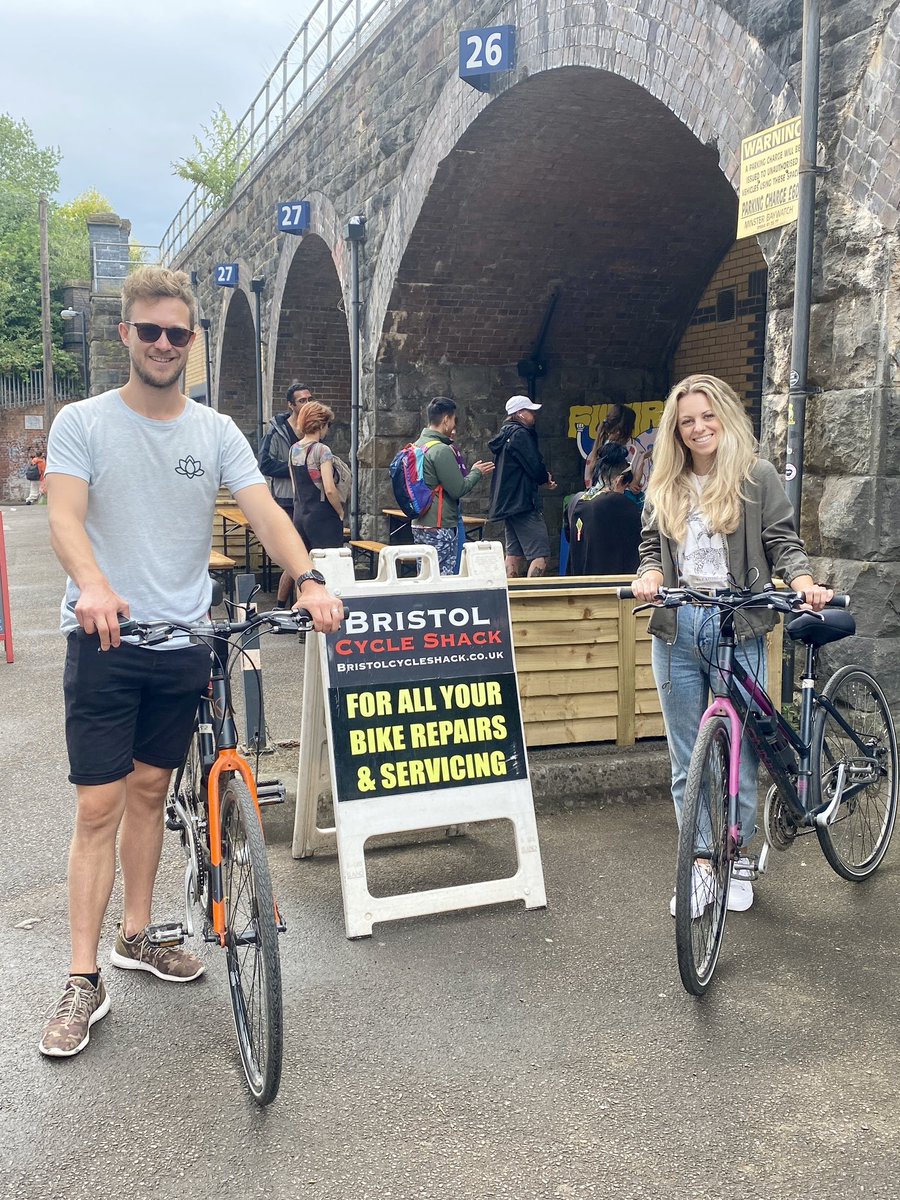 cycleshack25's tweet photo. Just off to cycle the b2b ... give them a wave if you see them! 😊🚲👋 #happycyclists #cycling #bristoltobath #b2b #bristol #hirebikes https://t.co/tYfDlvVXrs