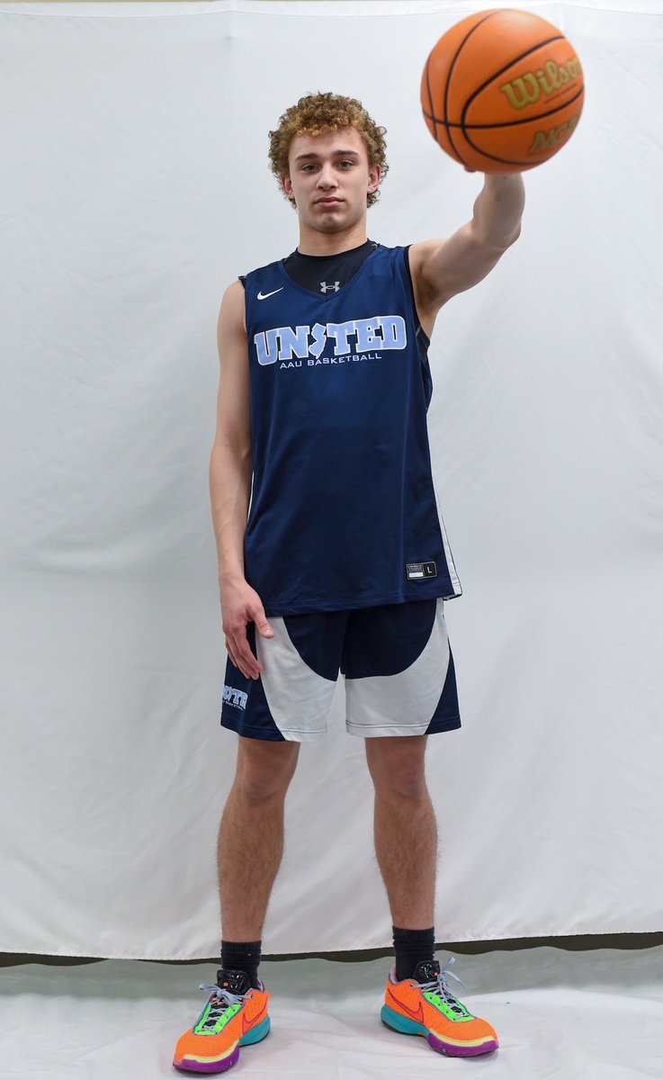 ‼️ Atlantic City Jamfest Standouts ‼️ 

17U 💎 

📸 Ben Spitzer (‘23 Hillsborough) 
28p v Team Swish

📸 James Delsantro (‘24 North Hunt)
19p v Next Play. 16p v Boomerang

📸 Blessing Ekwuazi (‘24 Warren Hills)
17p v Team Proven

📸 Landyn Marsh (‘24 Hunt Central)