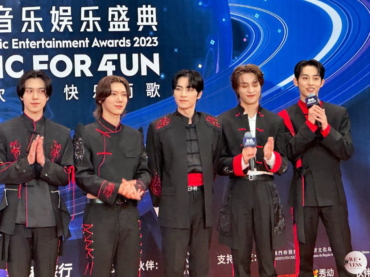 Weishenv! Beneran RED FOR WAYV😭😭