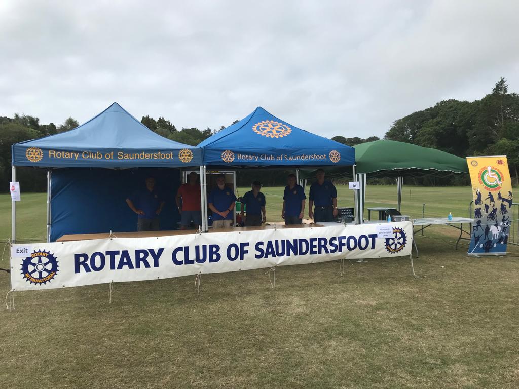 RCSaundersfoot's tweet photo. All set up and waiting for the crowds at #SaundersFest, we providing a Pig Roast and Burgers for the audience.
Come along and support the community and #Rotary - while enjoying the music.
#rotary1150 #charity #saundersfoot https://t.co/jrpiXUO0WW