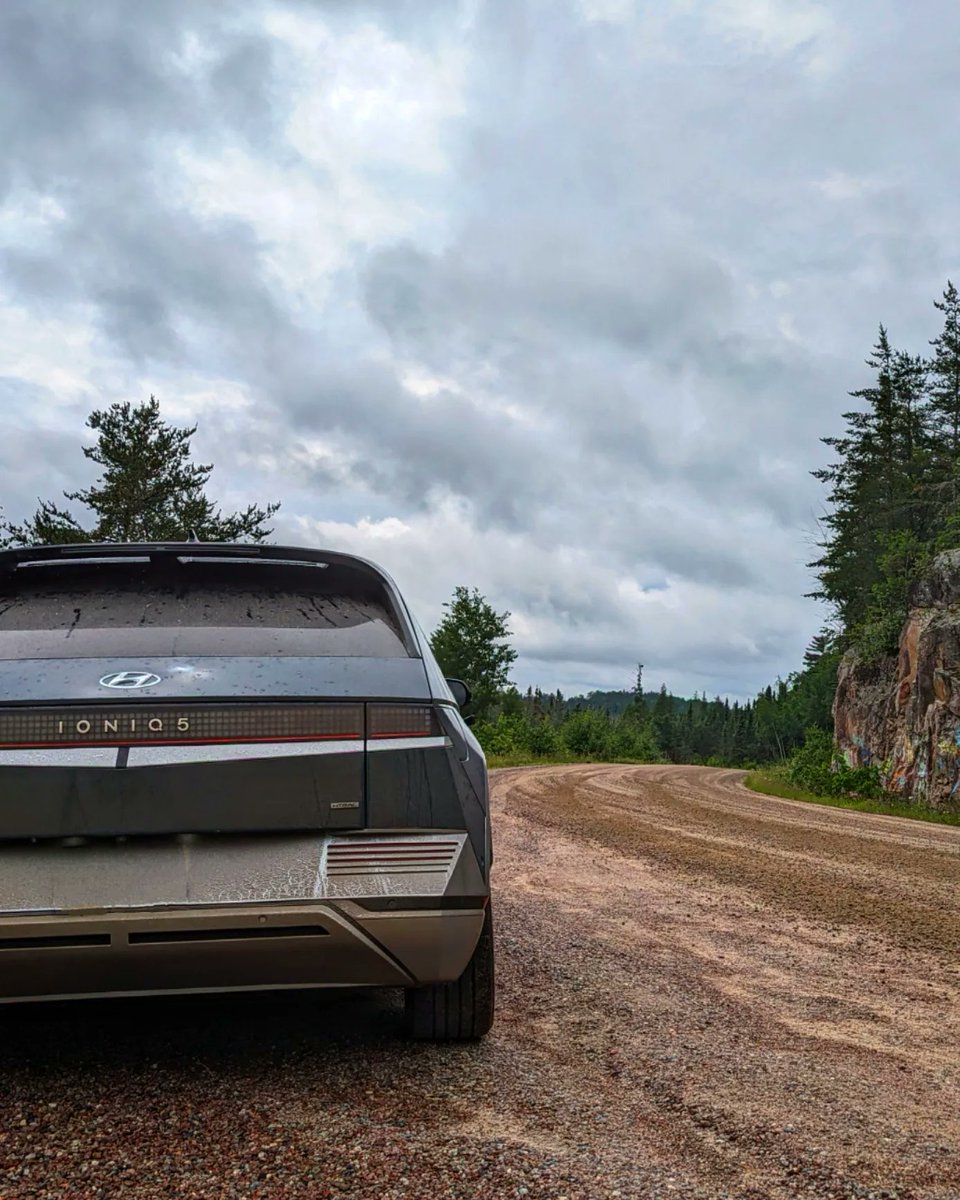 PlugandplayEV's tweet photo. Took the muddy route through Superior National Forest... don't need visibility when there aren't any other cars on the road, right?

#ioniq5 #EVroadtrip #visitMN https://t.co/uYwwiaDpIt