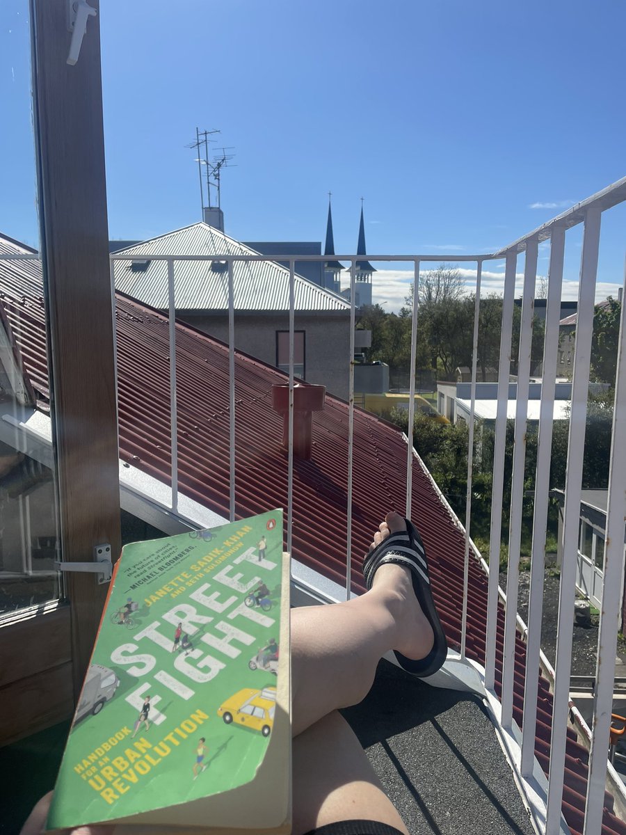 Útá svölum er mitt líf ☀️