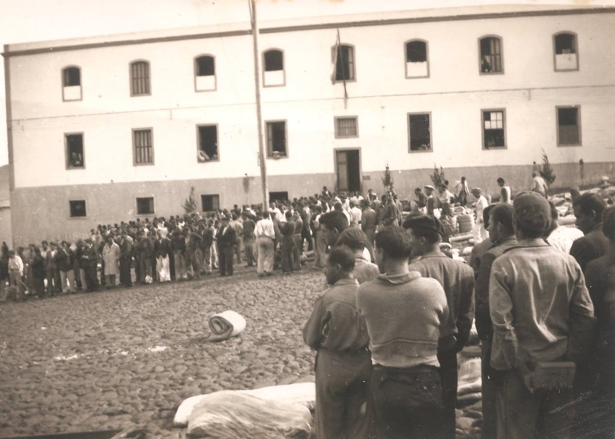 GusLorH's tweet photo. Represaliados en Gando por el Régimen franquista; por hablar de política (entre ellos mi abuelo), políticos republicanos, funcionarios de Cabildos y Ayuntamientos, o por ser gay o transexual... y por supuesto todo el que le acusaran de no ser franquista ... https://t.co/1SgznnXPL4