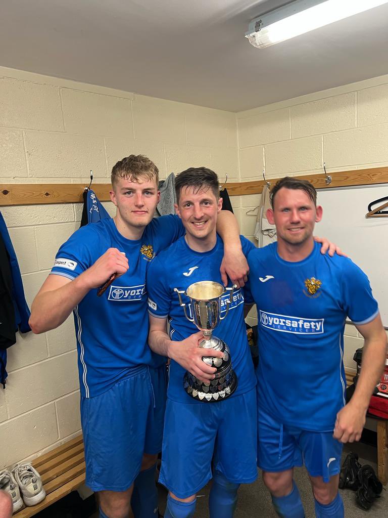 TownRichmond's tweet photo. RETAINED: We are delighted that @mark7sims has committed to the team for the coming season. Simsy joined us late last season and scored 11 goals in 7 games including in our cup final win
#notaringernow https://t.co/Iqs0ZMk5Gc