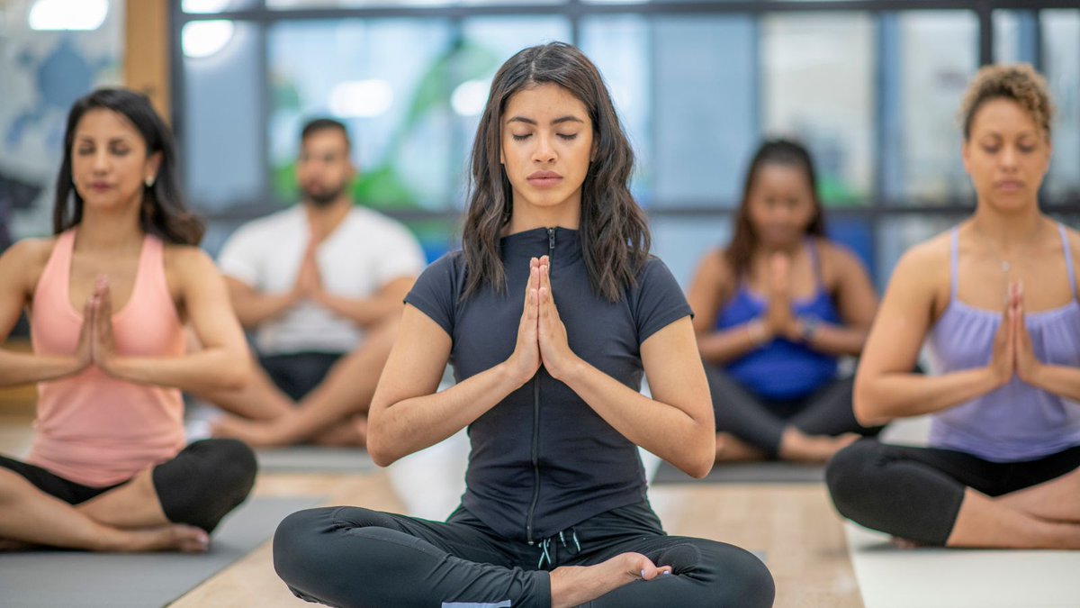🚨 #NEW Original Research: Yoga and anxiety/depressive symptoms 🧘‍♀️🧠 This systematic review analysed the effects of mind-body exercise including yoga on a reduction in anxiety or depressive symptoms 📑 What did the study find? 🧐 RESULTS ➡️ bit.ly/46qGEuh