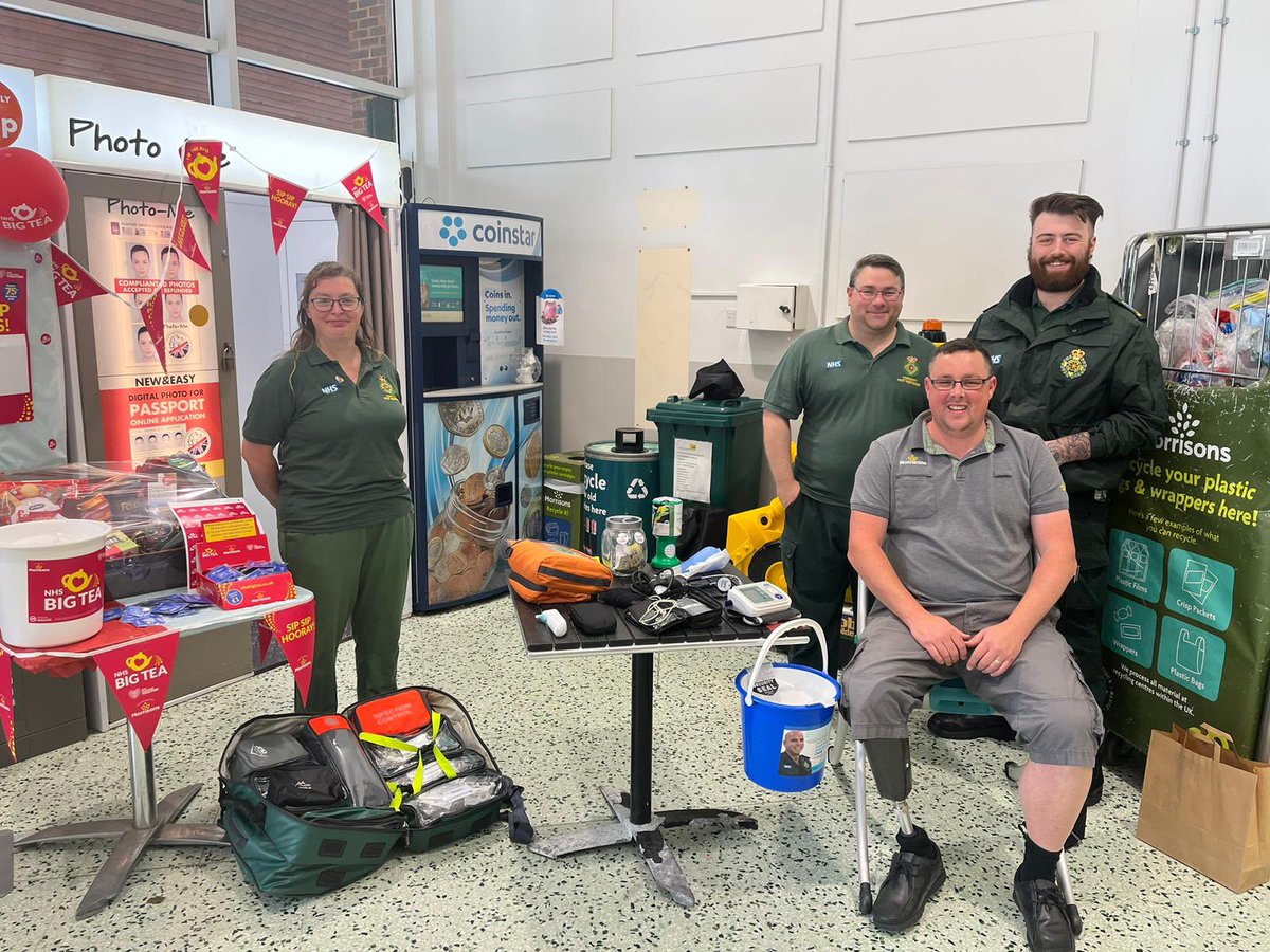 Your local Community First Responder team are at #Bodmin Morrisons now until 3pm, pop on down for a chat and find out what we do!