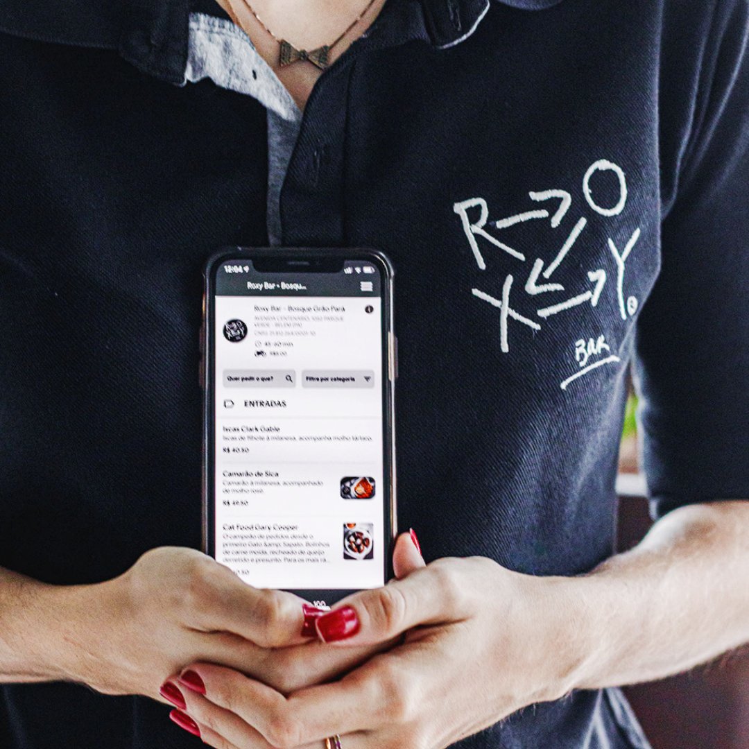 RoxyBarBelem's tweet photo. Que tal este sábado com Roxy? Nosso cardápio é inspirado no cinema. Como entrada, temos os "Vídeo Clips". Para saciar sua fome, oferecemos os "Curta Metragens", "Longa Metragens" e "Documentários". Se você é fã de saladas, temos opções para você. #RoxyBar #Oprazerdeestarlá https://t.co/LIcuHTd8j7