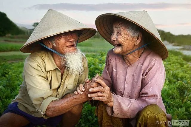 ramblingsloa's tweet photo. Beauty is not in the face;
Beauty is a light in the heart.

Kahlil Gibran
Pic David Lazar https://t.co/66UxpX7P86