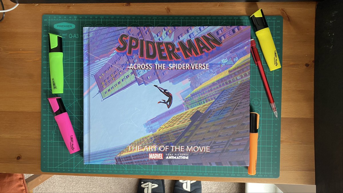 Lawyartist's tweet image. I CAN’T BELIEVE MY #AcrossTheSpiderVerse book is finally here. ✨✨✨

Been waiting for it since I saw the movie. 

I need to break everything down and understand their choices.

Cheeky Miles type sticker in the last frame

#StudioL #Lawyartist