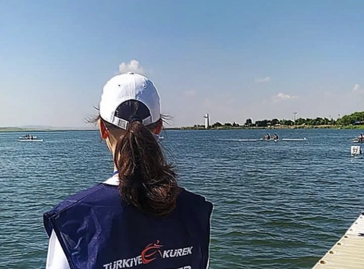 sporgonulluler's tweet photo. Türkiye Kürek Federasyonu Gençler Türkiye Kupası Ankara Gölbaşı’nda devam ediyor.

#TürkiyeKürekFederasyonu #SporGönüllüleri https://t.co/LHq4FEzVnX