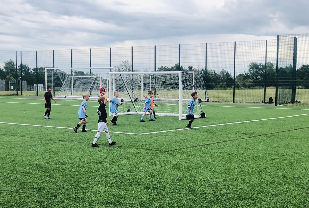 Alvechurch U7s host Redditch Utd U7s in a pre season mini ‘ding dong’ derby at <a href="/the_hayes_/">The Hayes Sports Partnership, Cafe & Bar</a> . Football in a safe, fun and inclusive environment..that’s what it’s all about ⚽️👏🏼