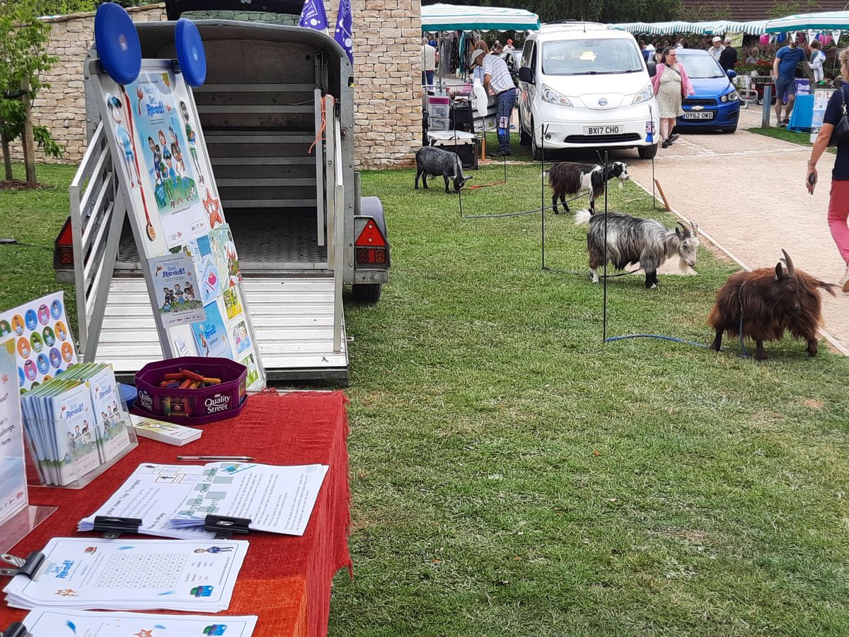 bnes_libraries's tweet image. Ready, Set, Sign up! Come along and sign up to the #SummerReadingChallenge 📖 today at the Midsomer Norton Town Fayre 12pm-4pm, find us next to the goats! 🐐😀 #BNESLibraries #LibrariesLive