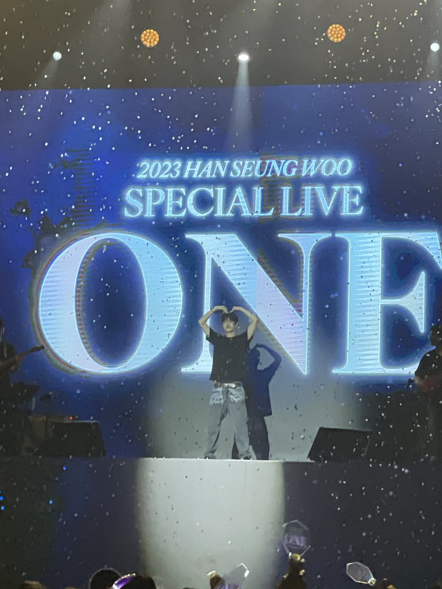 기적같은 행복을 선물해준 승우에게 
한아의 메세지를 남겨주세요

승우야 고마워 또 만나🌊💙

#승우와_한아_영원히_ONE