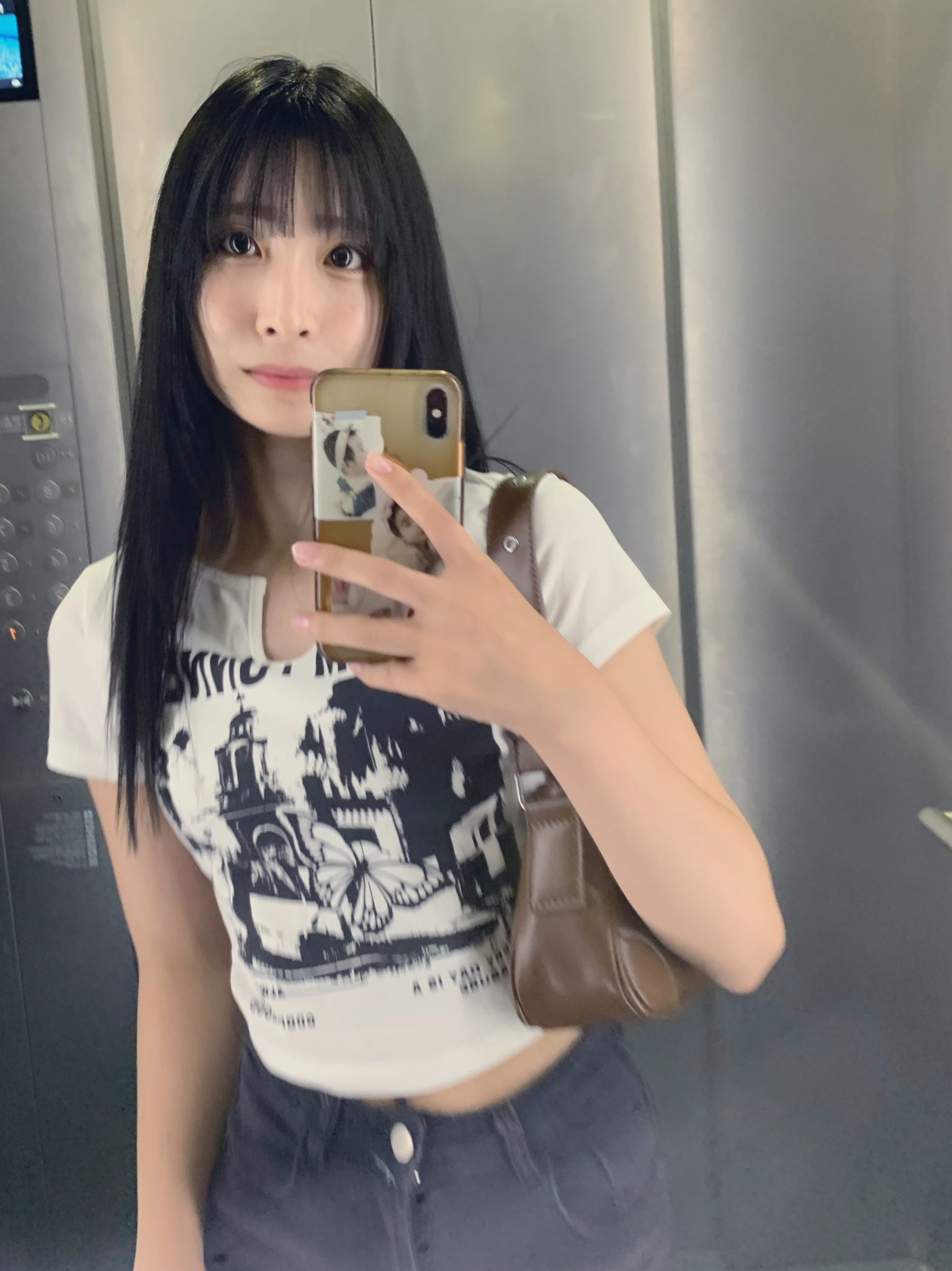 彩葉 夏すぎ暑すぎ