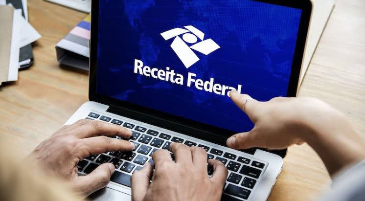 fakenickels's tweet image. FIM DA TRETA: Receita Federal fecha parceira com Postgres para introdução de um novo data type “CPF”. Agora CPF poderá ser salvo como CPF!
