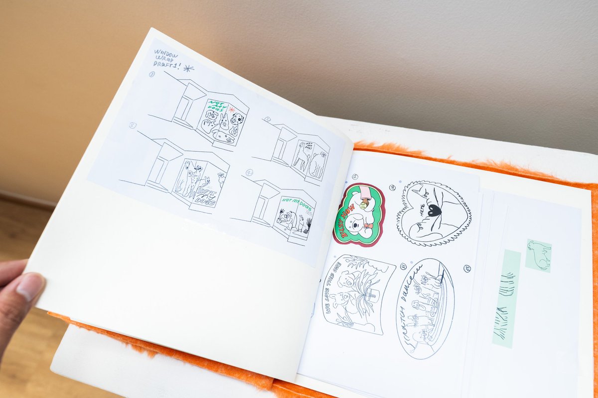 Badass that I love นำเสนอ มวลความสุข และแรงบันดาลใจที่น้องหมาแปลกหน้าทั้งหลายส่งมอบให้แก่ศิลปิน (ผู้ไม่ได้มีน้องหมาเป็นของตัวเอง) ได้อย่างน่ารัก สดใส และเข้าถึงอารมณ์มาก ๆ เชิญชวนนะครับบบ ยิ่งใครรักน้องหมาอยู่แล้ว รับรองว่า ไม่ผิดหวังแน่นอนนน (4)