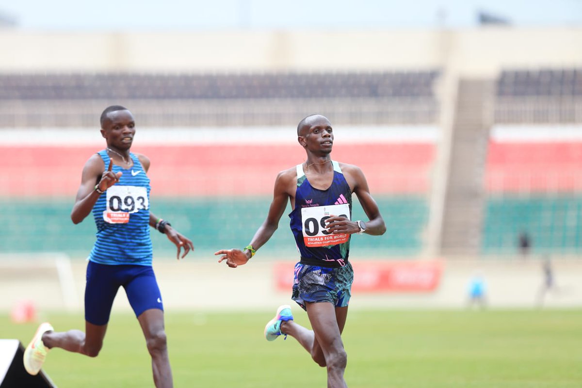 athletics_kenya's tweet photo. A world champion in view.

Jacob Krop crosses the line ahead of Commonwealth silver medalist Daniel Simiu.

The steaks are indeed getting higher for the 5000-metre race. https://t.co/Ih2u5DTgge