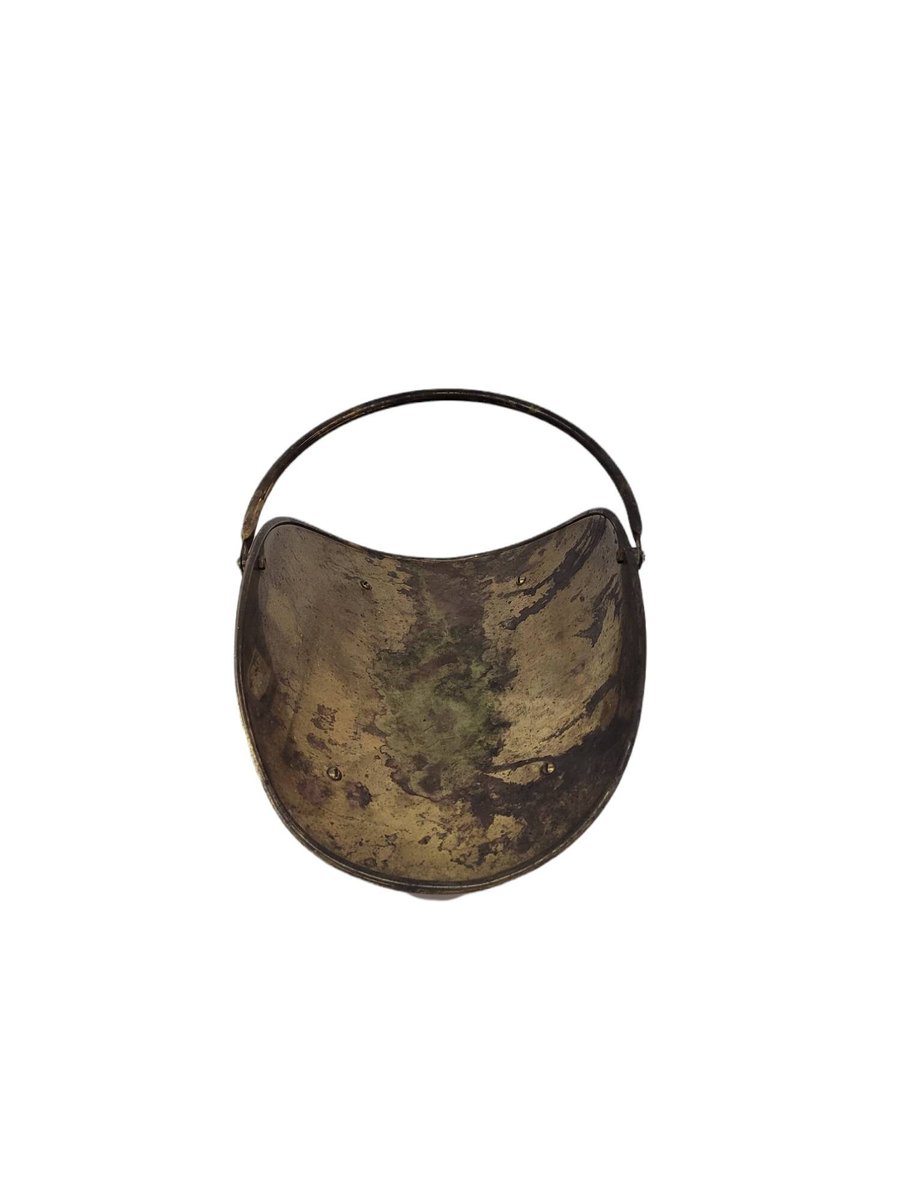 Kitchenconext's tweet image. Antique brass firewood carrier caddy woodstove accessories tuppu.net/73b3e9cc #Etsy #kitchenconnection #GardenDecor