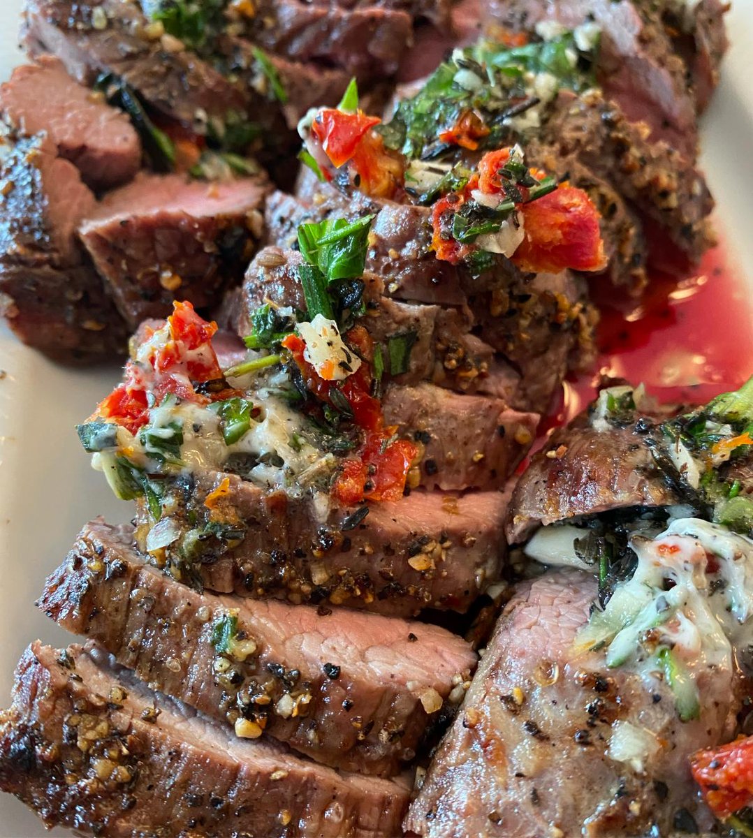 DinnerClubNews's tweet photo. Looking to make your summer easier and more relaxing? Let us do the menu planning, shopping and chopping. We have a fabulous summer menu and sweet promo to make it even better. Check out our newsletter for more info. https://t.co/oXYZUn89vF https://t.co/dZJcKKGIuO