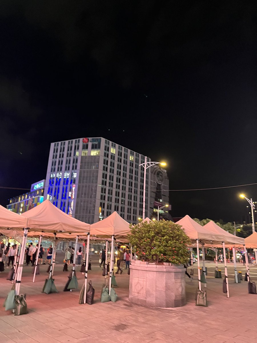 alexca9552's tweet photo. Have a good time in Taipei https://t.co/nkYrk6xJpm