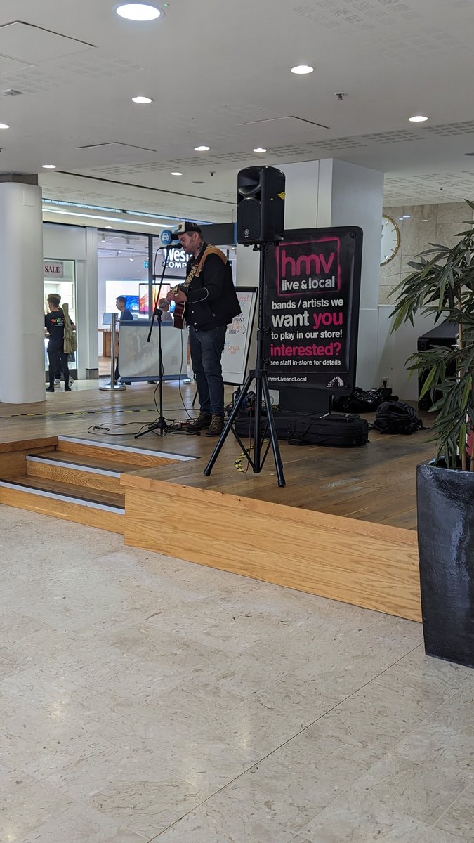 Next up we have <a href="/Bibbymusic/">BIBBY</a>, setting up a nice vibe in the <a href="/GSC_Chester/">Grosvenor Shopping Centre</a> . #hmvliveandlocal #hmv #livemusic #freegig .