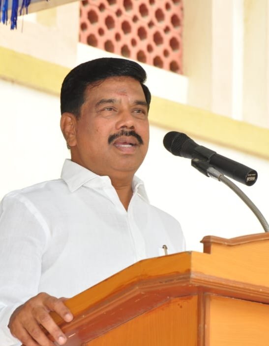 KaruNagarajan tweet picture