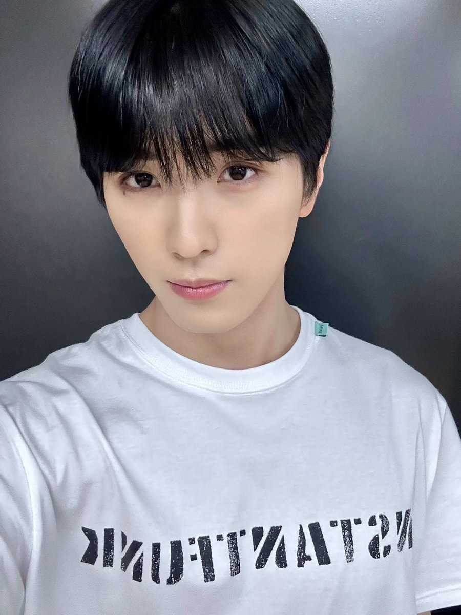 토요일 잘 마무리해!😊

#CIX #FIX #용희 #김용희 #사랑행 #안농 #보고싶당