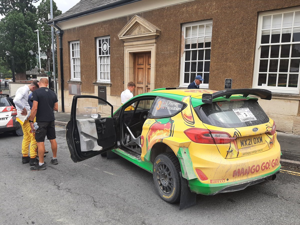 The top crews arrive back in @Builthwells1 for midday service, with Elliot Payne/Tom Woodburn leading Matthew Hirst/Declan Dear by just 8.2secs after this morning's 4 #NGStages23 stages. @nickygrist @QMCLTD @BTRDARally @WnRC