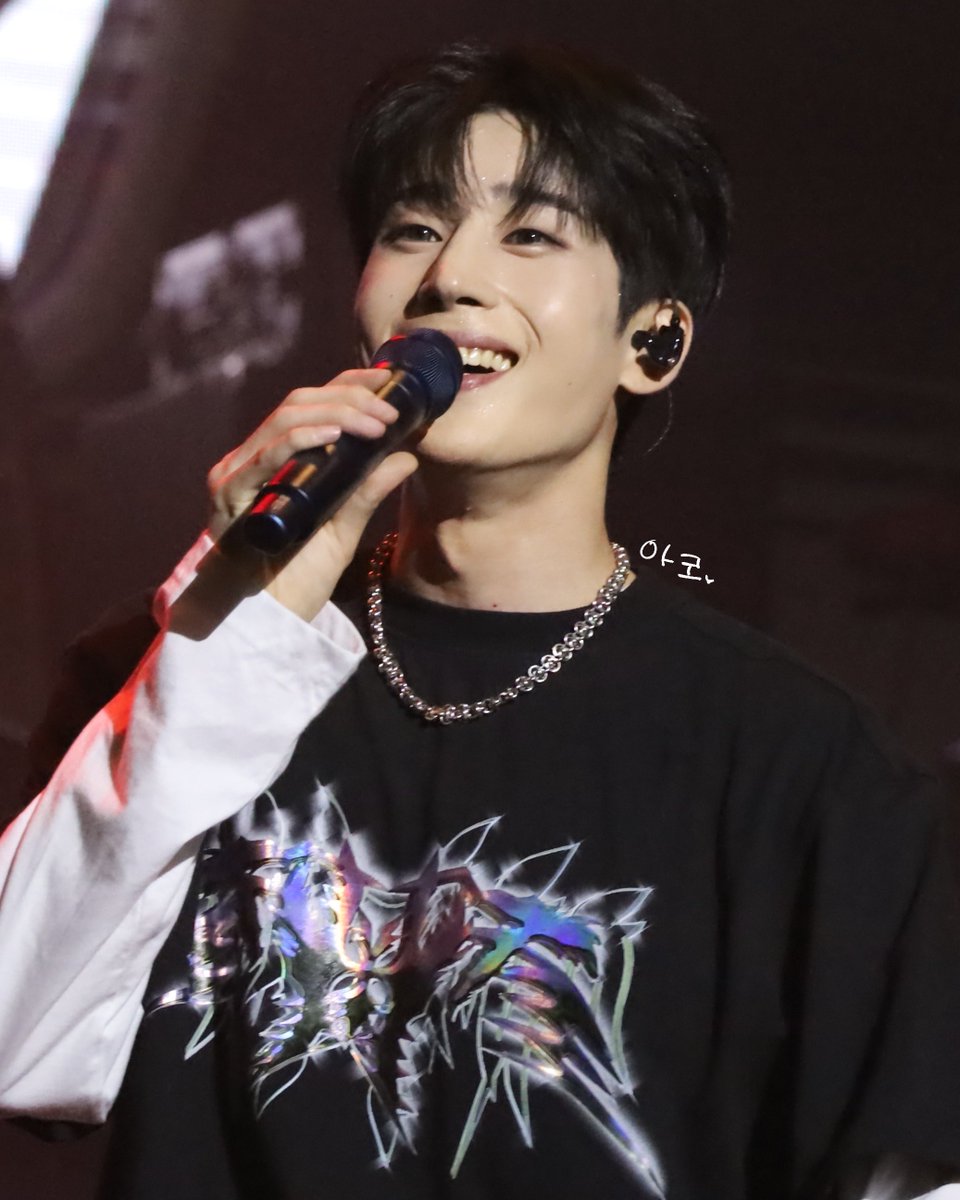 230708 #한승우
무대하는거 너무 예뻐