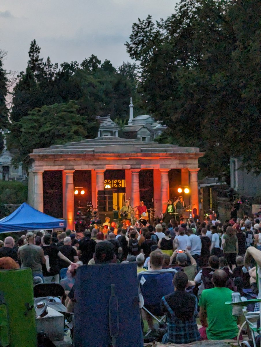 indebris's tweet photo. The @deadmilkmen played a great show at Laurel Hill Cemetery last night despite the oppressive heat! Thank you @folaurelhill for a wonderful job hosting! #deadmilkmen #laurelhillcemetery https://t.co/QOZq4c2MZU