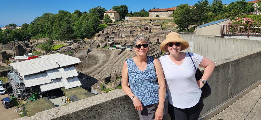 Joined by @AZoceanographer viewing the Roman ruins in Lyon before @goldschmidt2023 @geochemsoc can't wait!