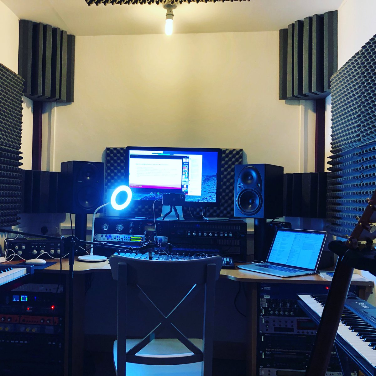 Zoom worship this morning!! Great to be part of the <a href="/GBMins/">GB Ministries</a> Summer Conference… #worship #zoom #youthwork