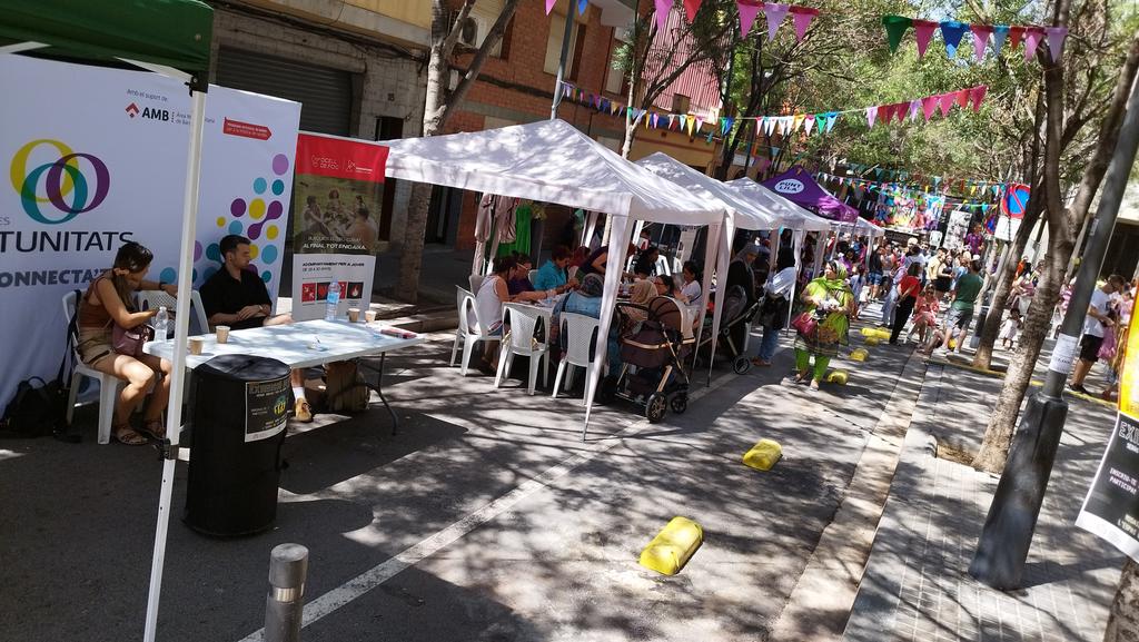 Acció Comunitària #santacoloma tweet media