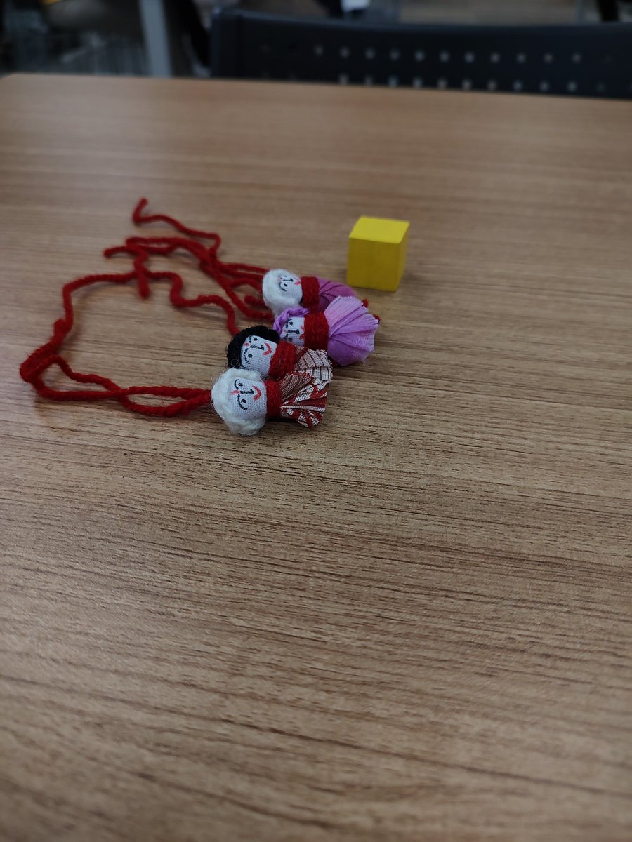 🧵: I got a chance to be one of the 20 students to participate in a global award winning experiential workshop on Social Entrepreneurship facilitated by UK-based organisation <a href="/project_chakra/">ProjectCHAKRA</a> with the students of <a href="/UniOfSurrey/">University of Surrey</a>.