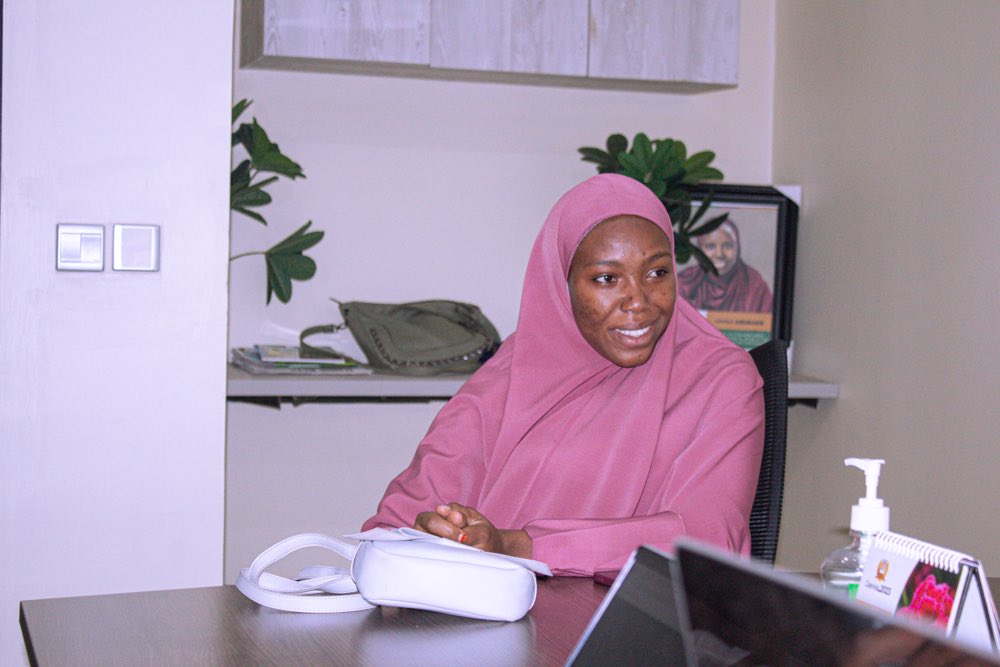 Flexisaf_fdn's tweet photo. We had our quarterly review meeting yesterday, pausing to reflect on our progress! Halfway through the year, we celebrate milestones and embrace new opportunities. Here's to a remarkable second half! 🙌 

What goals do you want to crush in the coming months? Share with us below👇 https://t.co/RlqdhhDVui