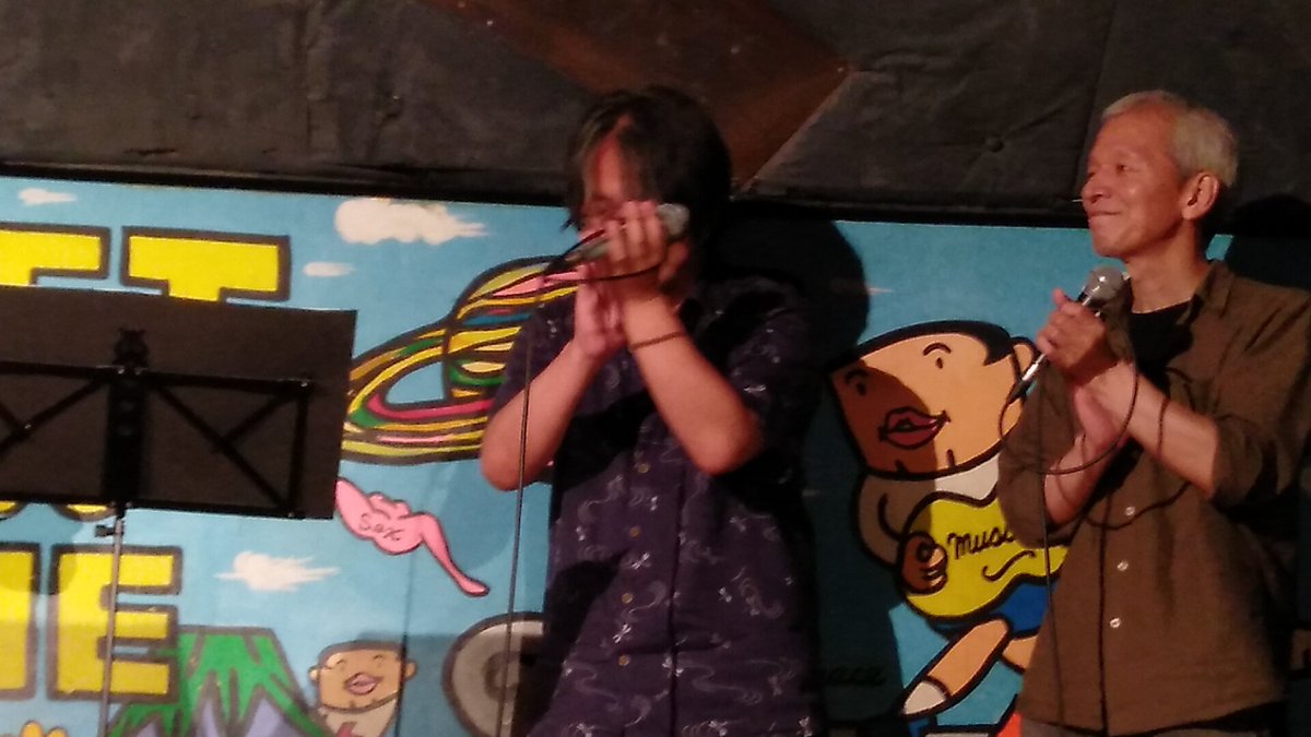 stearin_acid's tweet image. 🎊お生日🎂おめでとうございます🎉
森功至さんの歌唱から始まり最後の締めはみんなが知っている曲を歌って下さり、会場にいるファンを楽しませたい💞と写真撮影OKな笑顔あふれるお誕生日会でした💕
#森功至　#神谷浩史　#LOFTPLUS