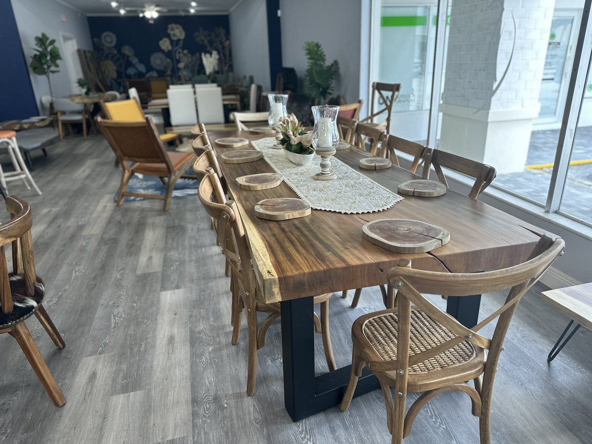 CastanoLiving's tweet image. Hola, somos nuevos en Twitter, dame un RT para darme a conocer, estamos en 2882 N Federal Hwy, 33431 Boca Raton Fl. @ArgiroCasta888.