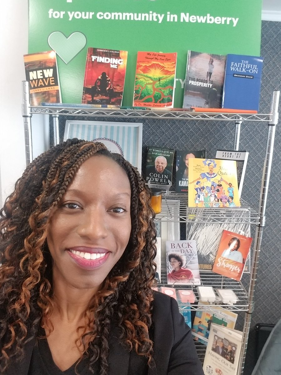 AuthorTRountree's tweet photo. When your book is on display at the Newberry County Literacy Council!!
#helloqueen 
#newberrycountyliteracycouncil https://t.co/5mrpFwxuMs