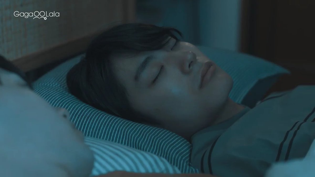 KeisGlasses11's tweet photo. this scene alone was so comforting and makes me want to cry because KazuRen's love for each other is truly immeasurable 😭

Also, Yuki and Aloha's face card never declines. such beautiful men frfr ✨

#４月の東京は
#TokyoInAprilIs 
#TokyoInAprilIsEP4 https://t.co/9UVJKGALdh