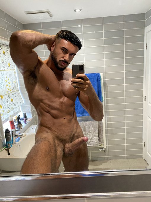 Would you like to ride me?😈 https://t.co/JGrjXnUOlo