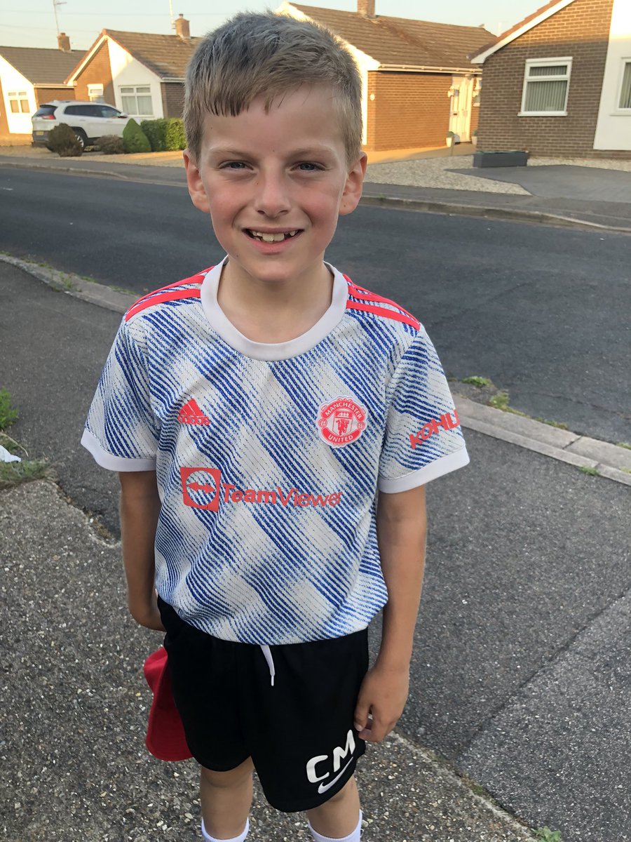 This boy 💙💙
Bagging himself 3 goals in an under 12’s training game….. not bad for an 8 year old
#football
#grassrootsfootball
#futuretalent
#talentedfootballer 
#signhimup