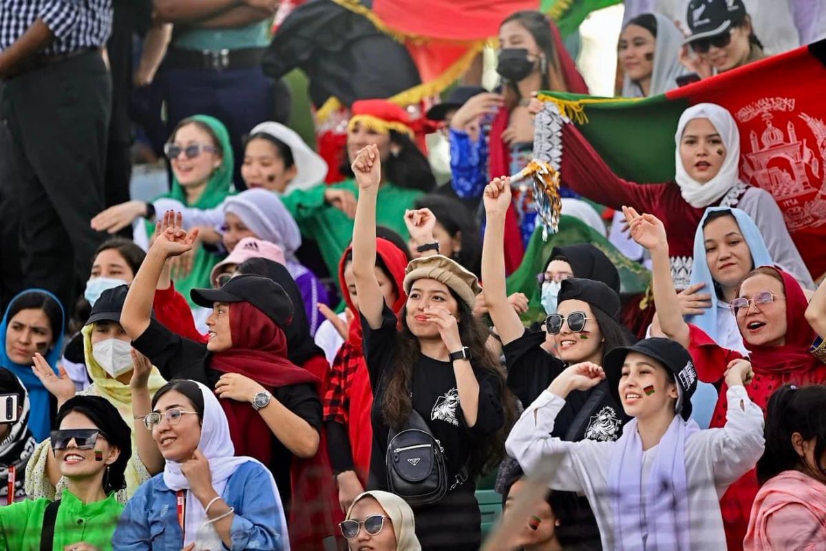VisitAFG's tweet photo. National Flag of Afghanistan in Bangladesh
#AFGvBANG #Cricket #VisitAFG 😍🇦🇫 https://t.co/7kBdUDeUOl